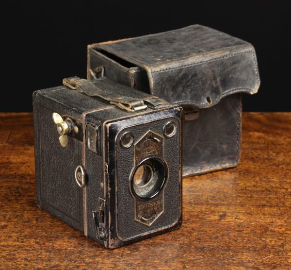 Lot 115 | Antique Cameras & Vintage Trains Sale | Wilkinsons Auctioneers Doncaster