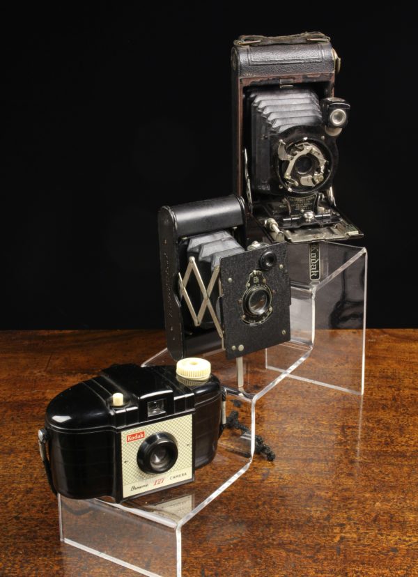 Lot 121 | Antique Cameras & Vintage Trains Sale | Wilkinsons Auctioneers Doncaster