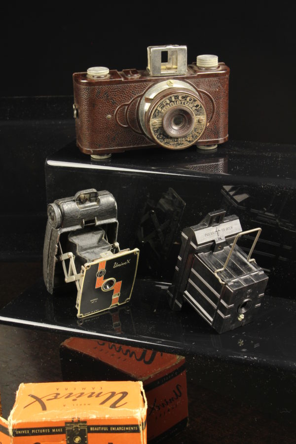 Lot 122 | Antique Cameras & Vintage Trains Sale | Wilkinsons Auctioneers Doncaster