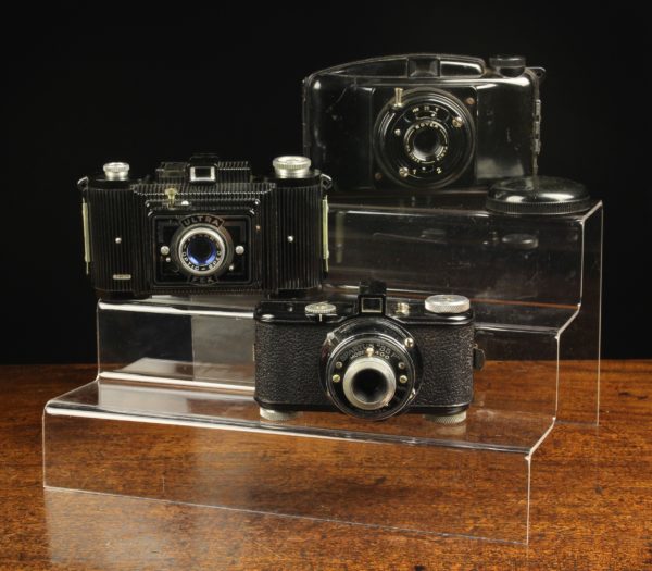 Lot 133 | Antique Cameras & Vintage Trains Sale | Wilkinsons Auctioneers Doncaster