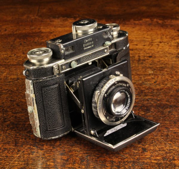 Lot 137 | Antique Cameras & Vintage Trains Sale | Wilkinsons Auctioneers Doncaster