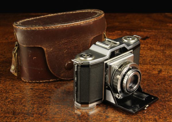 Lot 138 | Antique Cameras & Vintage Trains Sale | Wilkinsons Auctioneers Doncaster