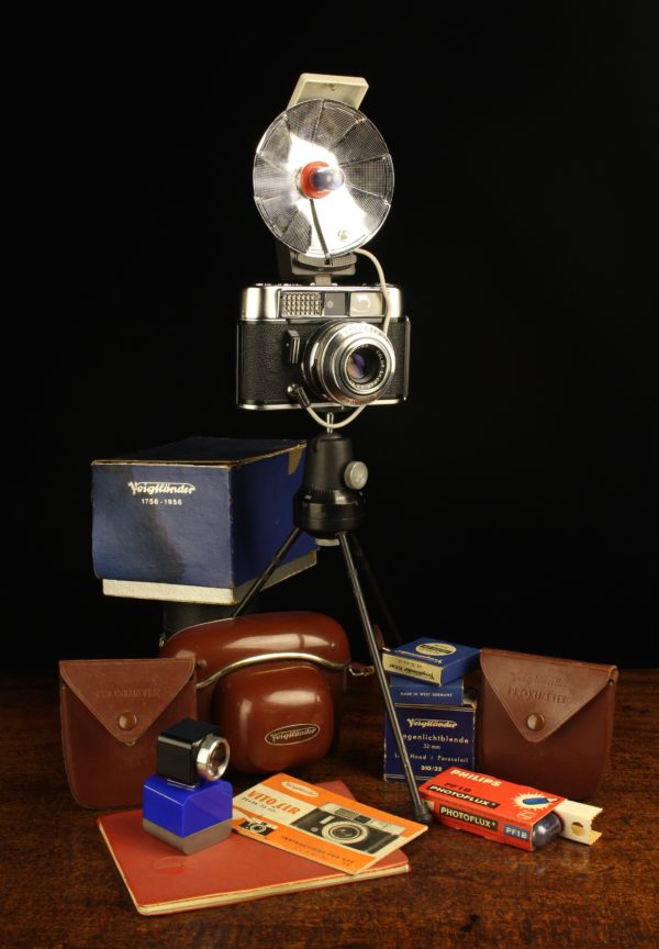 Lot 145 | Antique Cameras & Vintage Trains Sale | Wilkinsons Auctioneers Doncaster
