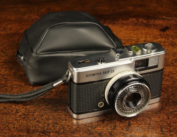 Lot 171 | Antique Cameras & Vintage Trains Sale | Wilkinsons Auctioneers Doncaster