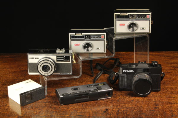 Lot 177 | Antique Cameras & Vintage Trains Sale | Wilkinsons Auctioneers Doncaster