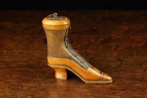 Lot 28 | period-oak-treen-and-folk-art-day-1 | Wilkinsons Auctioneers Doncaster