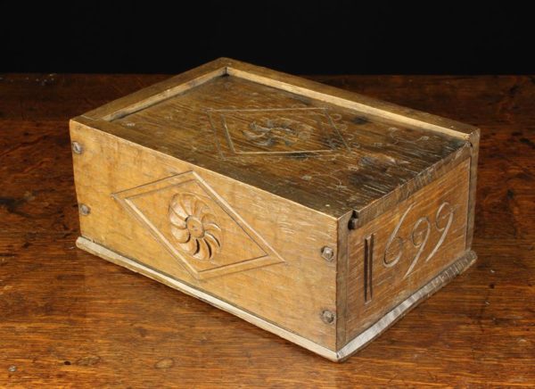 Lot 52 | period-oak-treen-and-folk-art-day-1 | Wilkinsons Auctioneers Doncaster