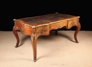 Lot 571 | fine-furniture-decorative-arts-effects-april-2024-day-2 | Wilkinsons Auctioneers Doncaster